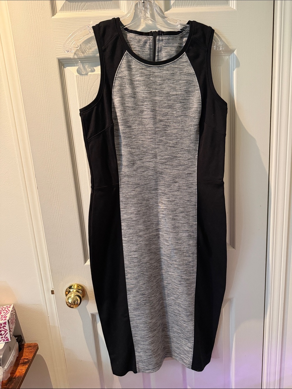 171 - Athleta Sleeveless Colorblock Sheath Dress - Black & Gray